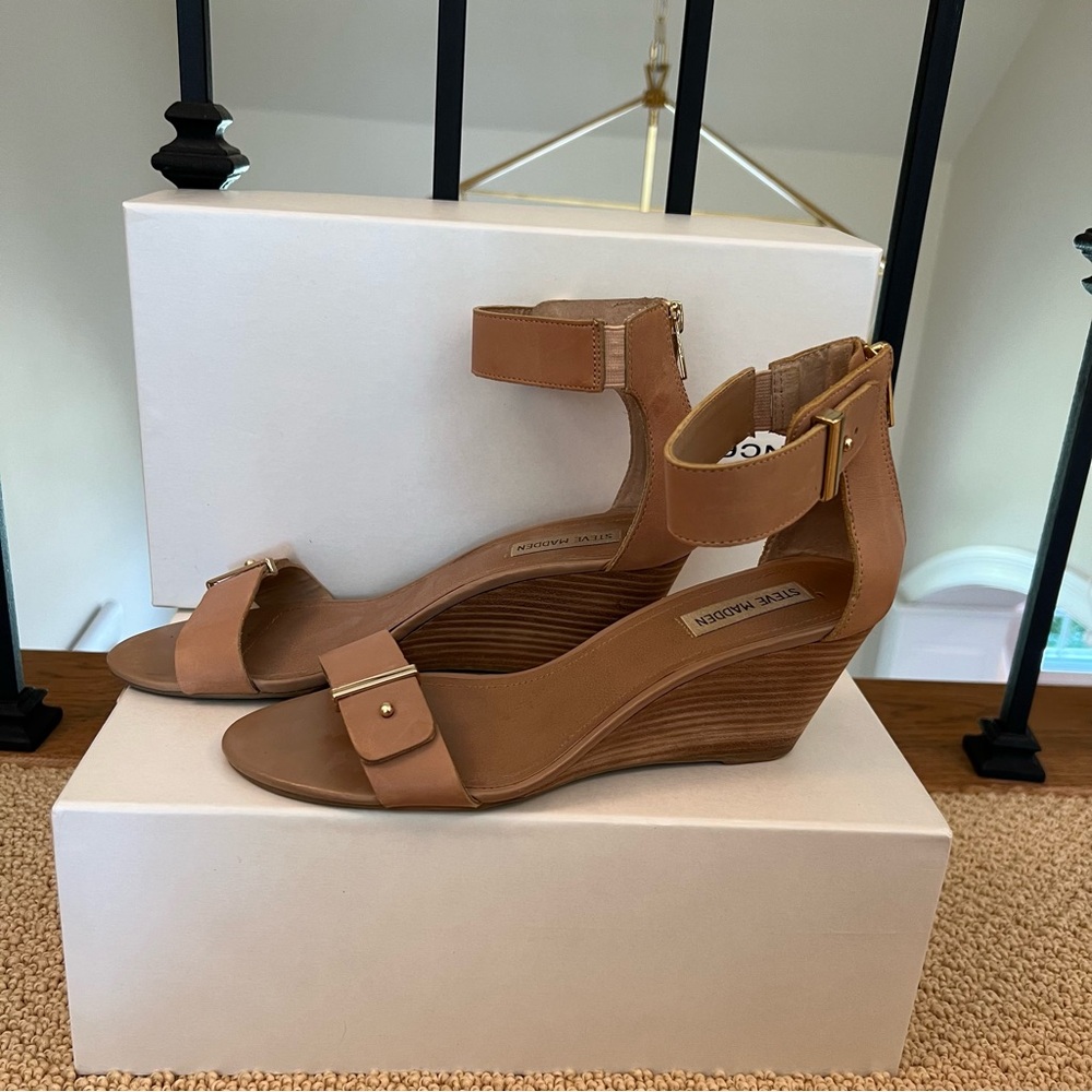 Steve Madden sandals